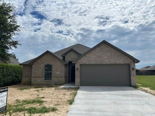 1707 Lakeway Dr, Cleburne, TX, 76033-6950 | Card Image