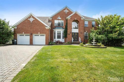 10 Crestwood St, Piscataway, NJ, 08854-7502 | Card Image