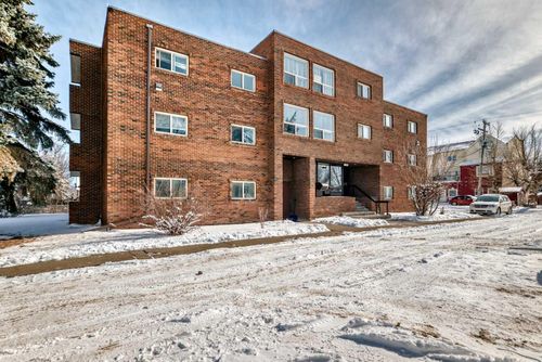 402-319 2nd Ave, Strathmore, AB, T1P1T7 | Card Image