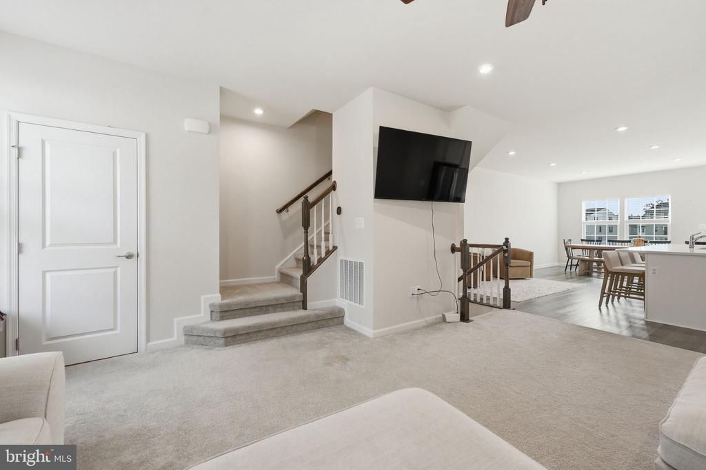 Residential in LOCUST GROVE 5