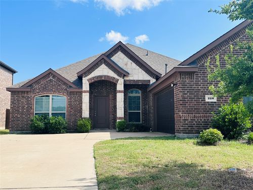 228 Mina St, Red Oak, TX, 75154-2717 | Card Image