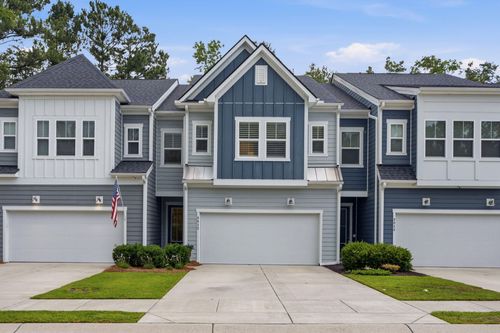 3012 Emma Ln, Mount Pleasant, SC, 29466-7590 | Card Image
