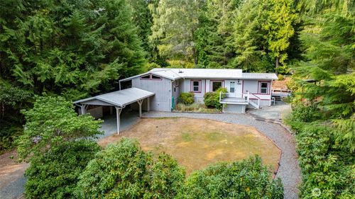 7589 Bailey Rd, Clinton, WA, 98236-9703 | Card Image