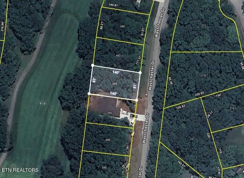 684 Westchester Dr, Crossville, TN, 38558-7405 | Card Image