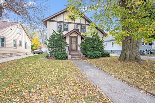 123 Linden Ave, Fairmont, MN, 56031-3004 | Card Image