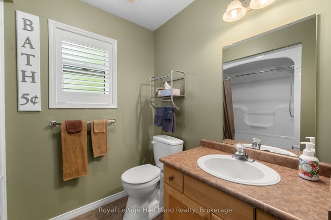 81402 Champlain Blvd, Home with 2 bedrooms, 2 bathrooms and 2 parking in Goderich ON | Image 19
