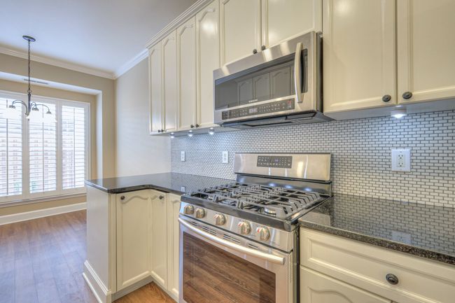 7002 Sunrise Cir, Condo with 4 bedrooms, 2 bathrooms and 2 parking in Franklin TN | Image 9