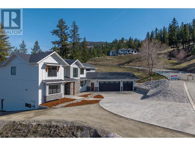 17 - 3100 Kicking Horse Dr, House other with 7 bedrooms, 6 bathrooms and 7 parking in Kamloops BC | Image 4
