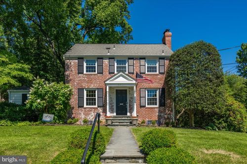 5901 Devonshire Dr, BETHESDA, MD, 20816-3417 | Card Image
