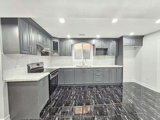 BASEMENT - 79 Retreat Blvd, House other with 2 bedrooms, 1 bathrooms and 1 parking in Woodbridge ON | Image 5