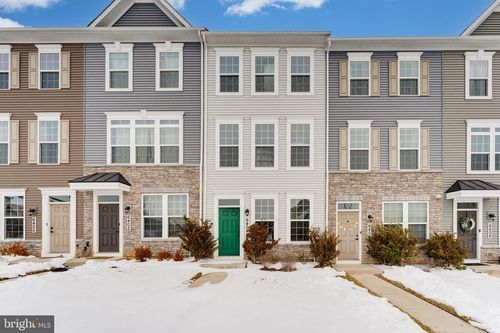 6404 Wild Plum Dr, FREDERICK, MD, 21703-7992 | Card Image
