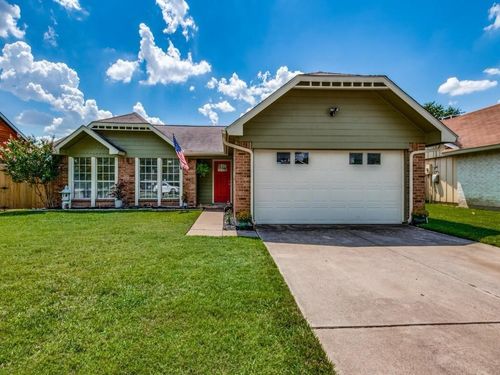 1104 Sea Isle Dr, Irving, TX, 75060-7710 | Card Image