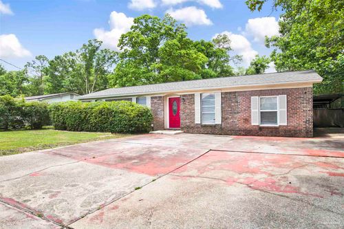 913 Bartow Ave, PENSACOLA, FL, 32507-1803 | Card Image