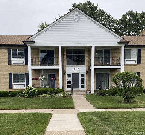 29125 Hayes Rd, Warren, MI, 48088-4025 | Card Image