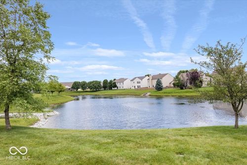 2499 Blue Ridge Dr, Greenwood, IN, 46143-6527 | Card Image