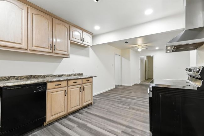 7841 Abbott Dr, House other with 6 bedrooms, 3 bathrooms and null parking in White Settlement TX | Image 4