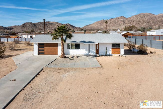 4742 Avenida La Flora Desierta, House other with 2 bedrooms, 1 bathrooms and 3 parking in Joshua Tree CA | Image 31