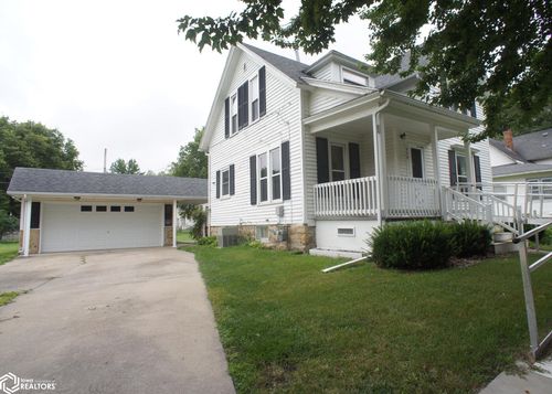 936 Elm St, Webster City, IA, 50595-2018 | Card Image