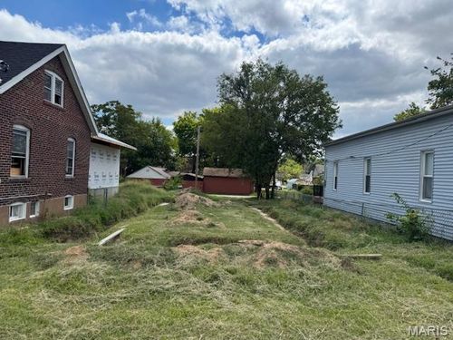6820 Magnolia Ave, Saint Louis, MO, 63143-2612 | Card Image
