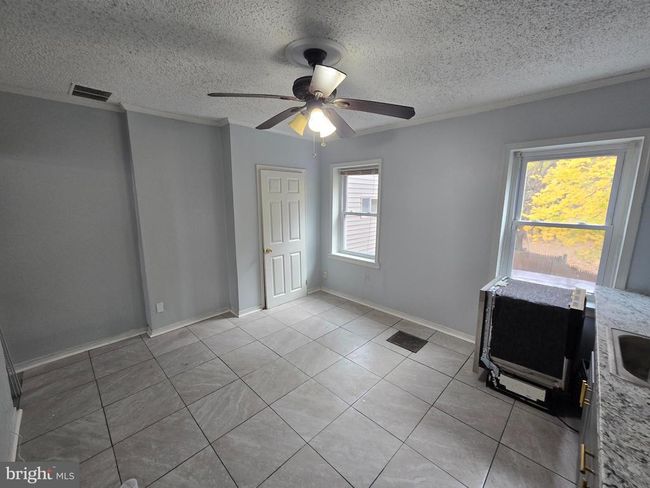 29 Upland Ave, Townhouse with 2 bedrooms, 1 bathrooms and null parking in Upland PA | Image 5