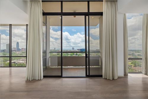 1202-1111 Bering Dr, Houston, TX, 77057-2321 | Card Image