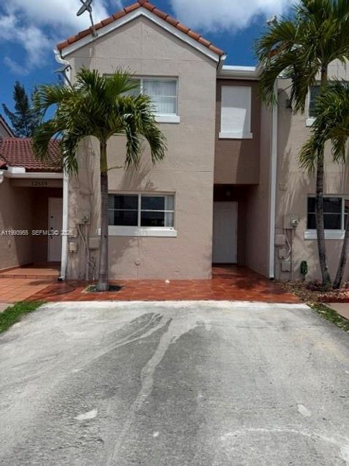 12617-12617 Nw 11 Lane, Miami, FL, 33182 | Card Image