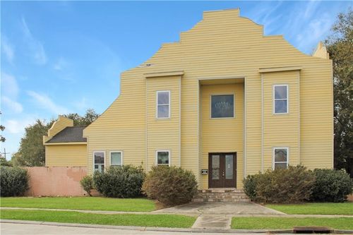 4928 Cartier Ave, New Orleans, LA, 70122-1902 | Card Image
