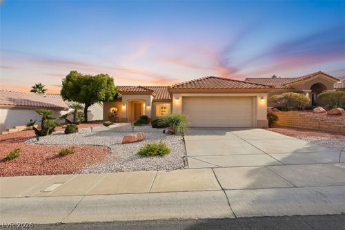 10713 Paradise Point Dr, Las Vegas, NV, 89134-7437 | Card Image