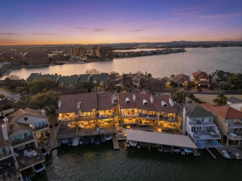 403 Island Dr, Horseshoe Bay, TX, 78657-6541 | Card Image