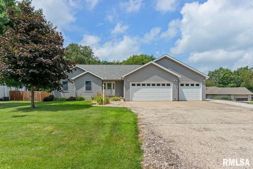 625 N Pekin Ln, Hanna City, IL, 61536-9656 | Card Image