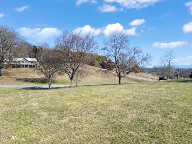 534 White Oak Cir, House other with 4 bedrooms, 3 bathrooms and null parking in Kodak TN | Image 22