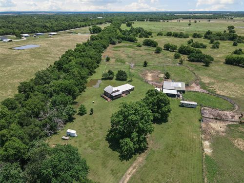 901 County Road 3925, Wolfe City, TX, 75496-3653 | Card Image