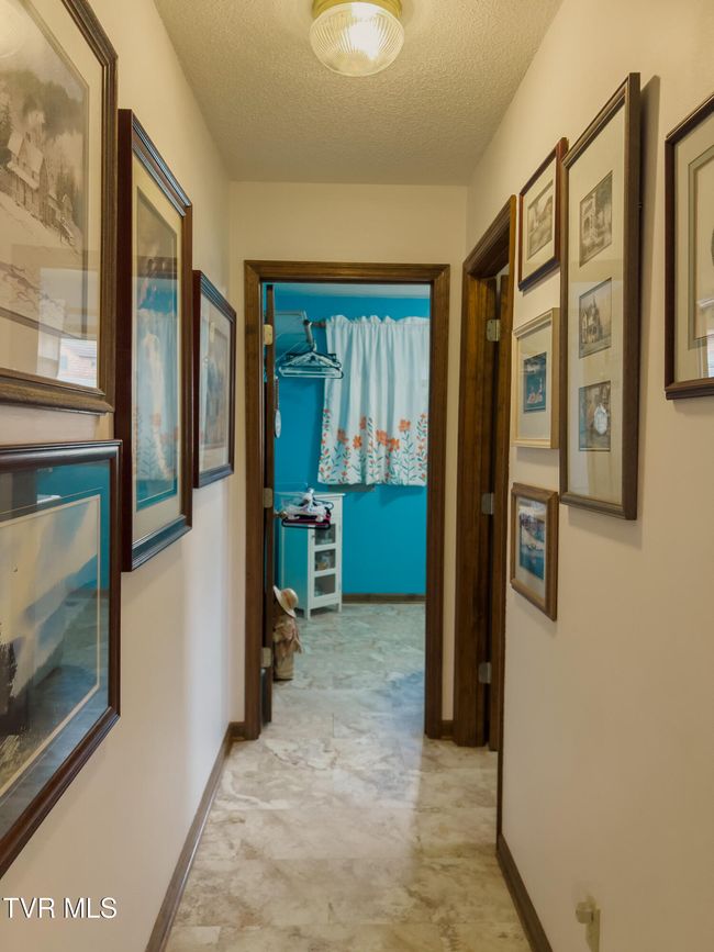 519 Foxgate Dr, House other with 3 bedrooms, 3 bathrooms and null parking in Erwin TN | Image 38