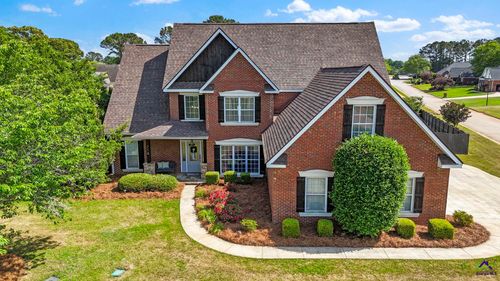 218 Knob Hill Dr, Warner Robins, GA, 31088-1202 | Card Image