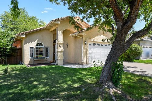 934 Cedarcrest Dr, Pueblo, CO, 81005-1570 | Card Image