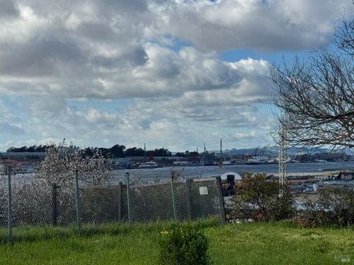 414 Mclane St, Vallejo, CA, 94590-7251 | Card Image