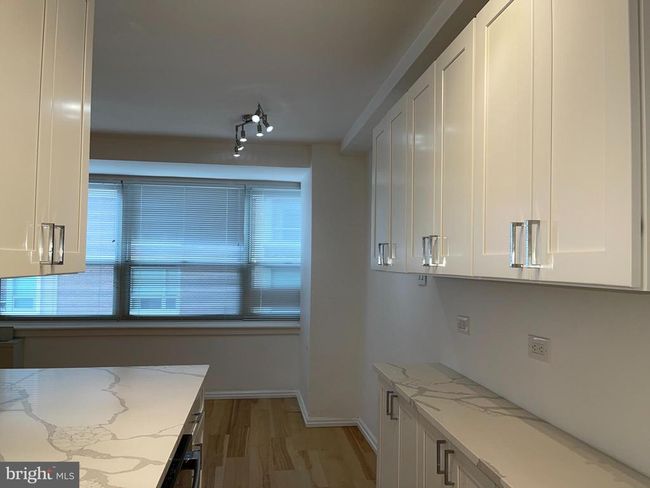 APT-708 - 1810 Rittenhouse Sq, Condo with 2 bedrooms, 1 bathrooms and null parking in PHILADELPHIA PA | Image 14