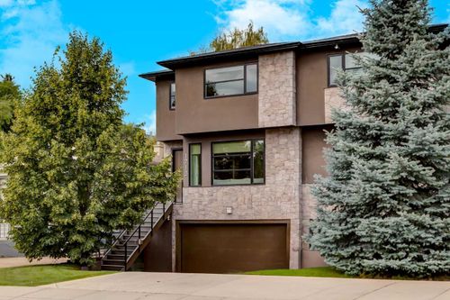 1713 27 St Sw, Calgary, AB, T3C1L6 | Card Image