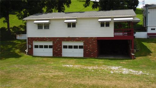 21569 State Route 16, Coshocton, OH, 43812-9404 | Card Image