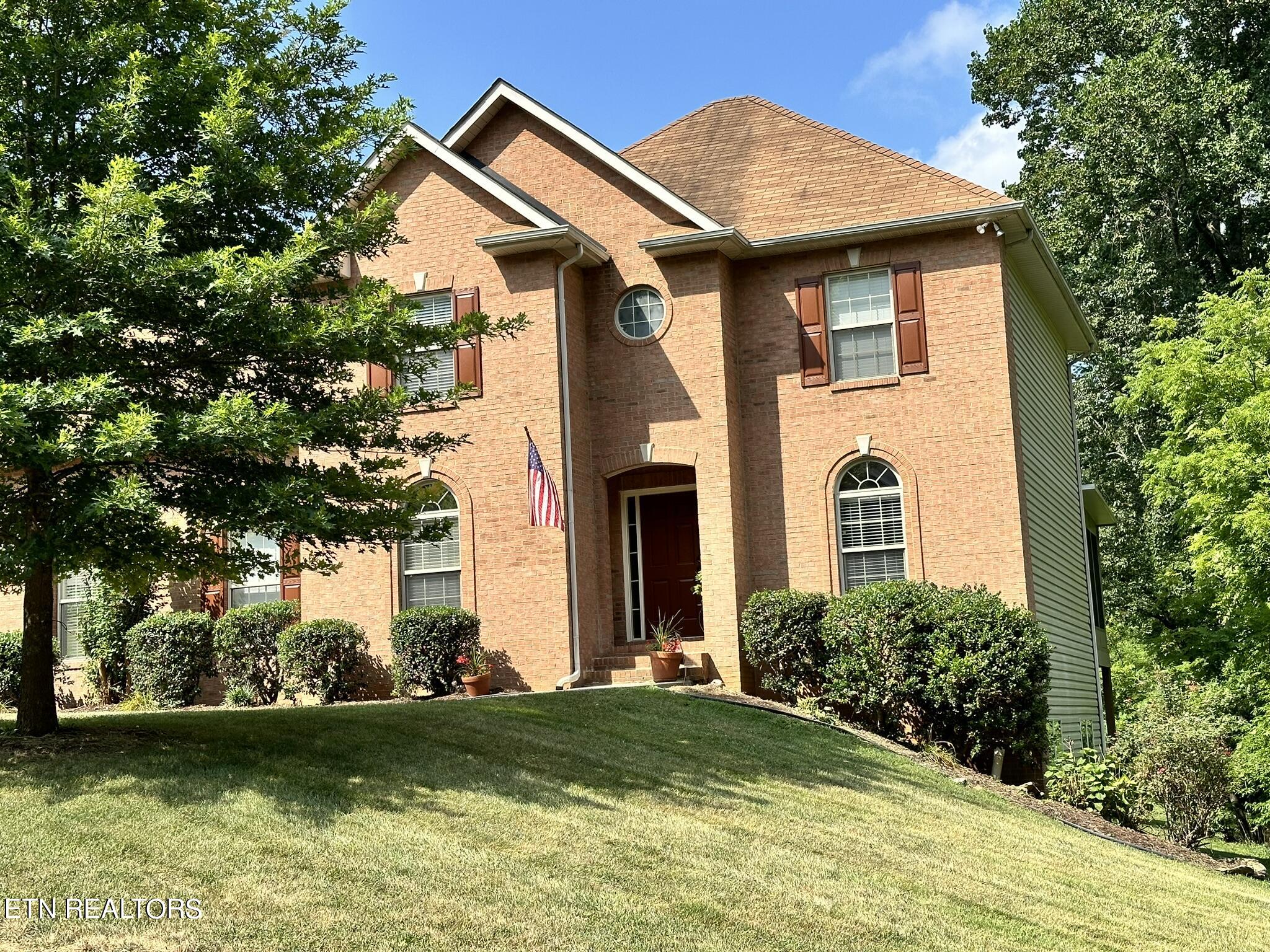 Hidden Glen Ln, Knoxville, TN 37922