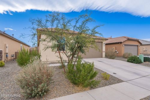739 W Calle Calca, Sahuarita, AZ, 85629-1032 | Card Image