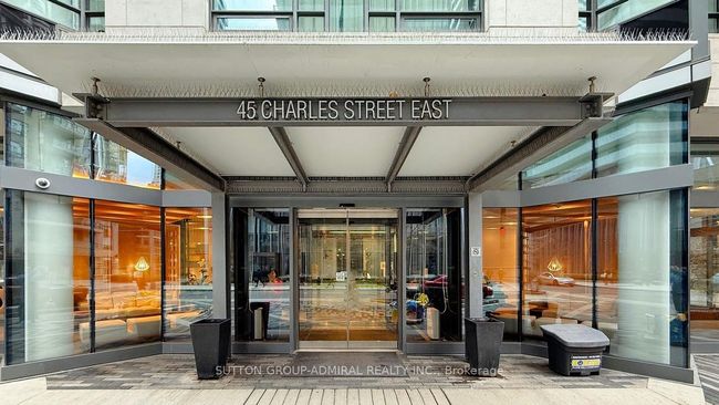 2912 - 45 Charles St E, Condo with 2 bedrooms, 2 bathrooms and 1 parking in Toronto ON | Image 6