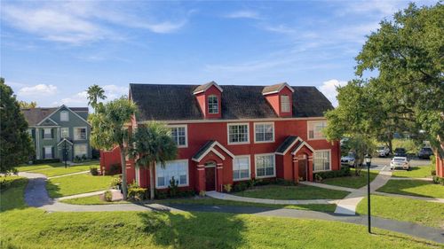 9570-9570 Lake Chase Island Way, TAMPA, FL, 33626-1929 | Card Image