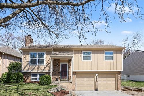 16600 W 125th St, Olathe, KS, 66062-1149 | Card Image