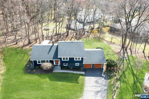 108 Hendrickson St, Haworth, NJ, 07641-1802 | Card Image