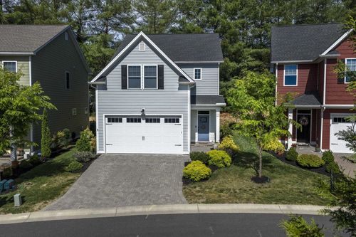 43 Chamberlain Loop, Lexington, VA, 24450-2279 | Card Image