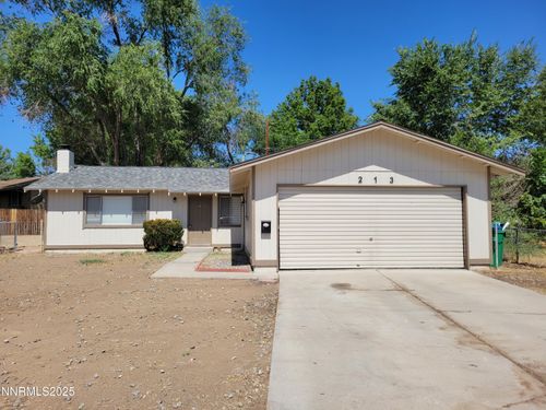 213 Sawyer Way, Sparks, NV, 89431-2342 | Card Image