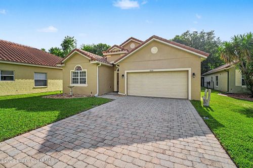 4076 Fitzroy Reef Dr, Mims, FL, 32754-2215 | Card Image