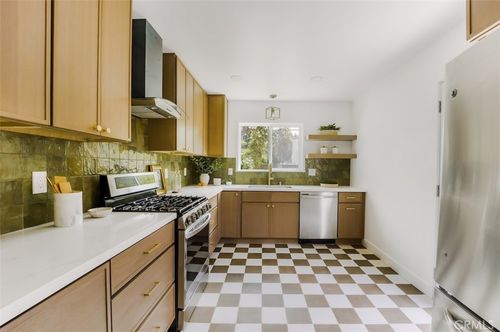 6202 E Wardlow Rd, Long Beach, CA, 90808-3930 | Card Image