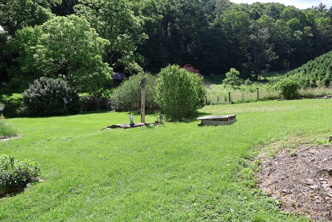 5043 Stones Chapel Rd, House other with 3 bedrooms, 3 bathrooms and 4 parking in Elk Creek VA | Image 45